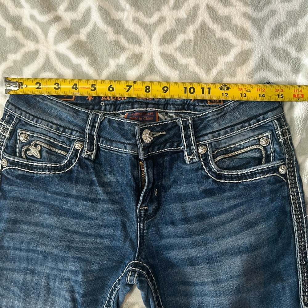 W: 15” front:18” long:36” boot c:8”